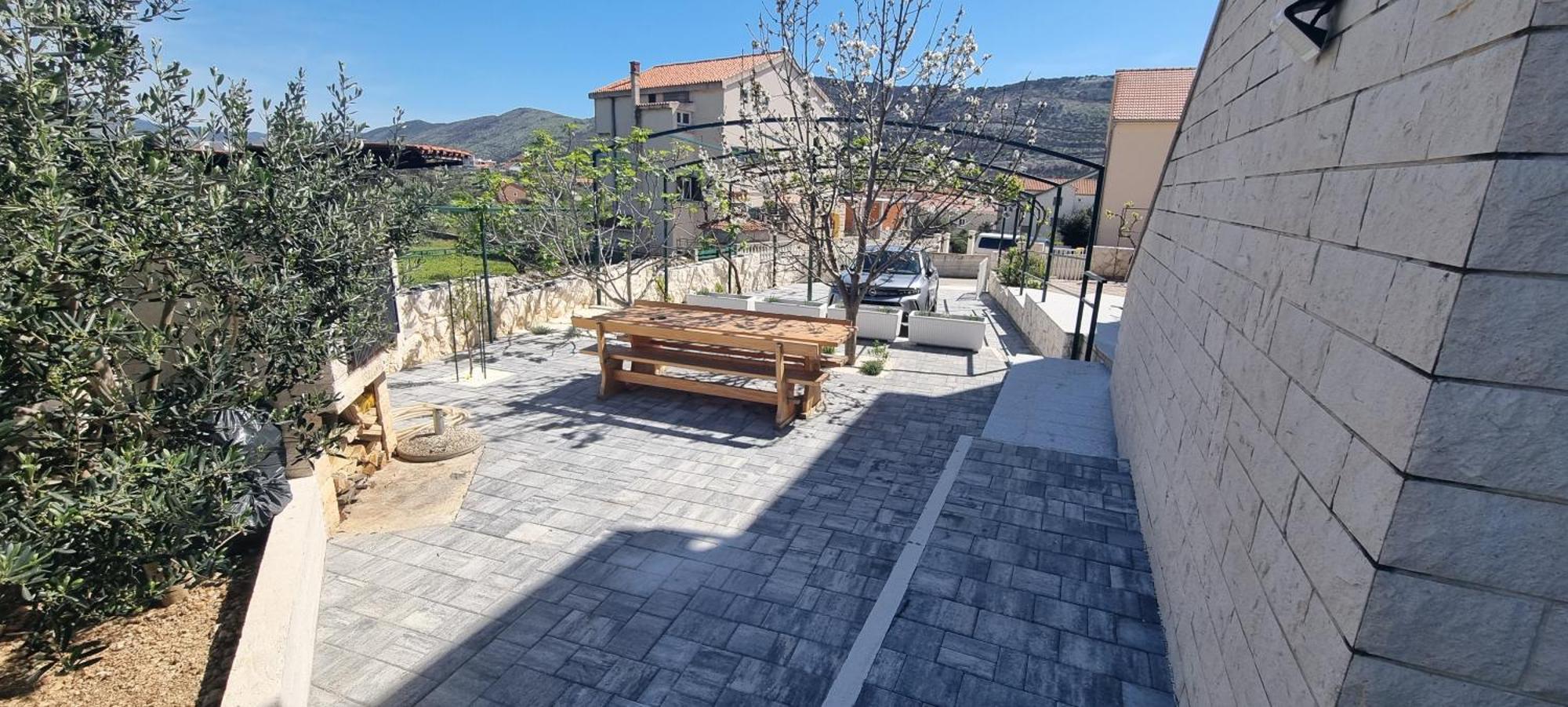 Apartments Cosic Grebastica Exterior photo