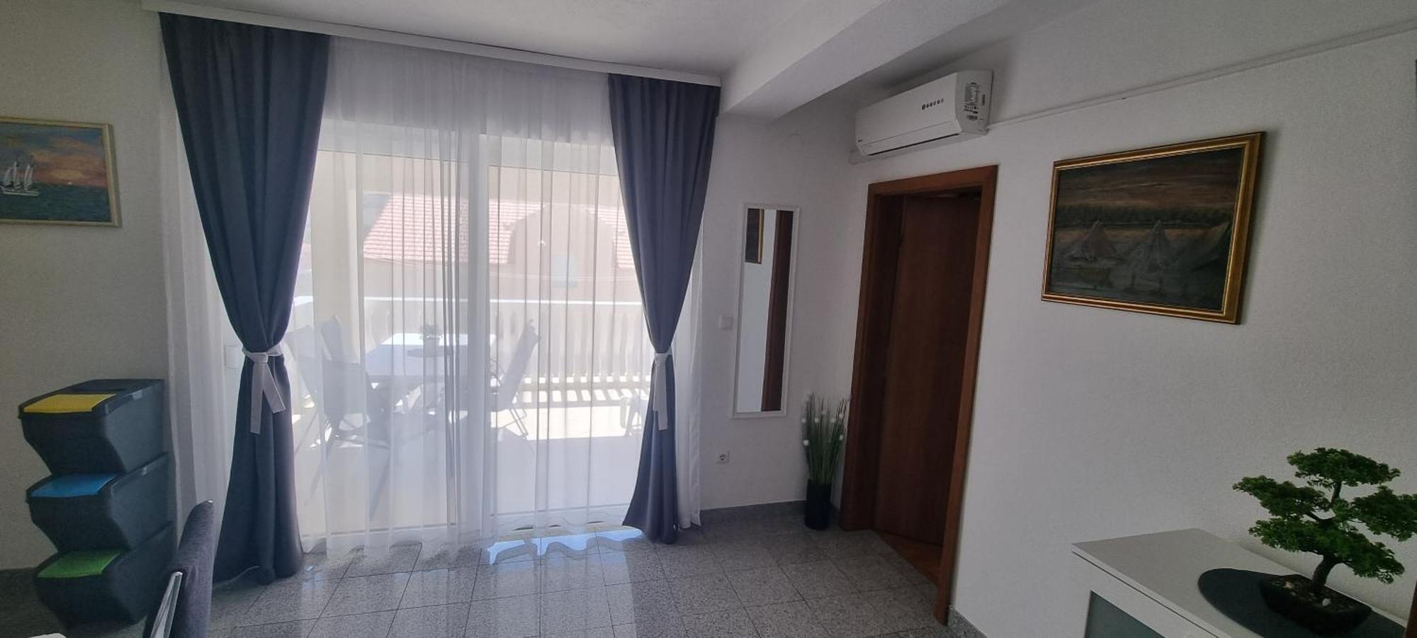 Apartments Cosic Grebastica Exterior photo